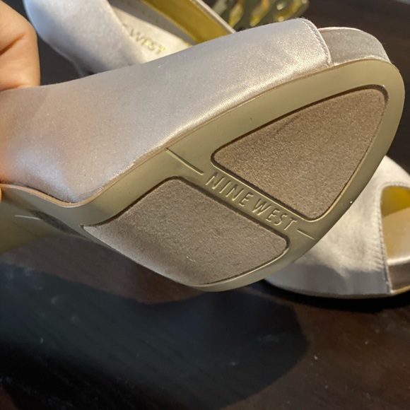 Satin platform heels - Picture 6 of 6